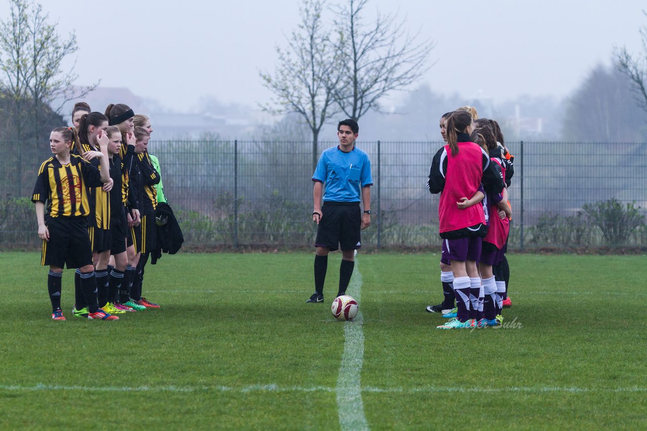 Bild 103 - B-Juniorinnen FSC Kaltenkirchen - SV Frisia 03 Risum-Lindholm : Ergebnis: 0:5